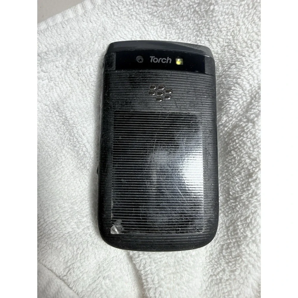 BlackBerry 9800 Torch AT&T Slider Smartphone 3G – Powers On SIM Card No SD Card